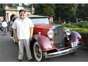 mr-vivek-goenka-cmd-indian-express-group-with-his-1934-packard-tourer-at-cartier-travel-with-style-preview-photo-18_640x480